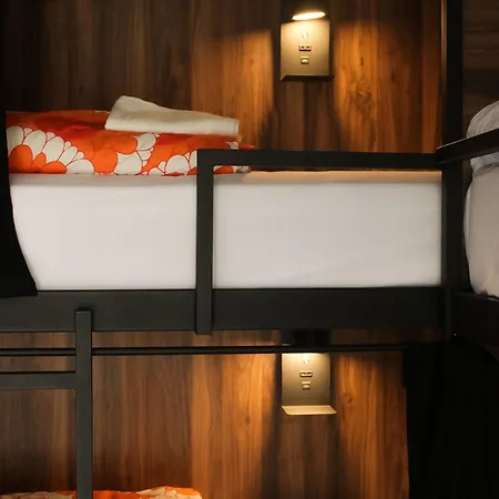 Hihome Catedral ホステル オビエド