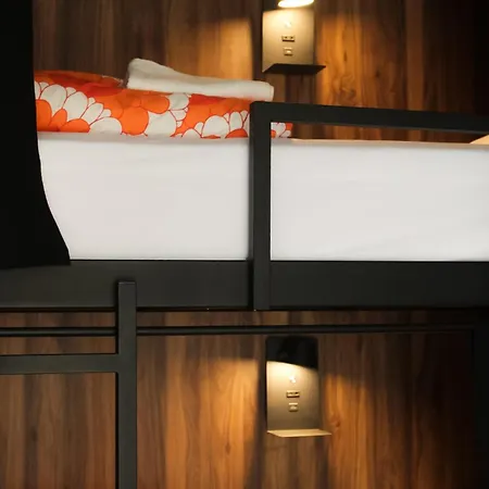 Hihome Catedral ホステル オビエド